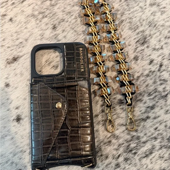 Bandolier iPhone case - Picture 6 of 6